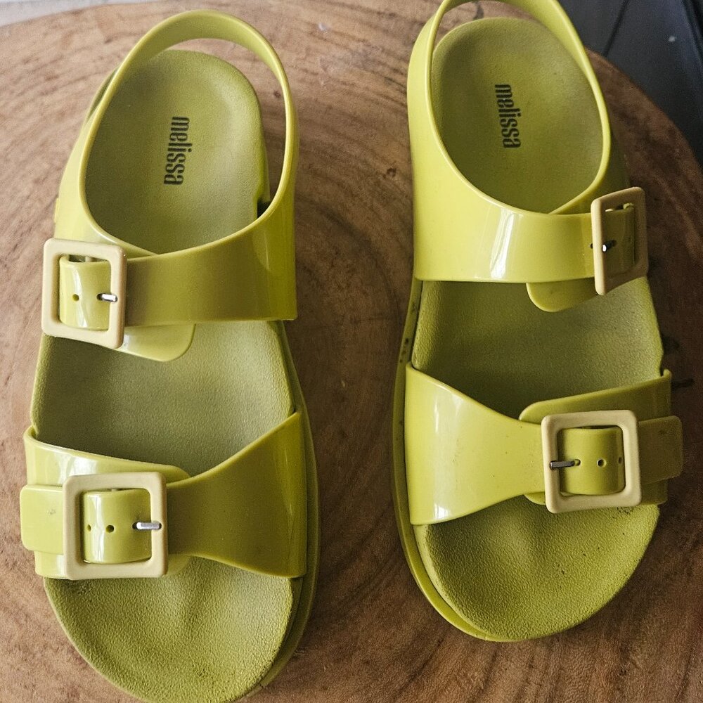 Sz 5 Melisa line green jelly sandals